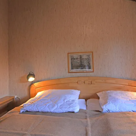 Quietly Situated House In The Hennetal With Fireplace, Terrace And Garden ميشيده